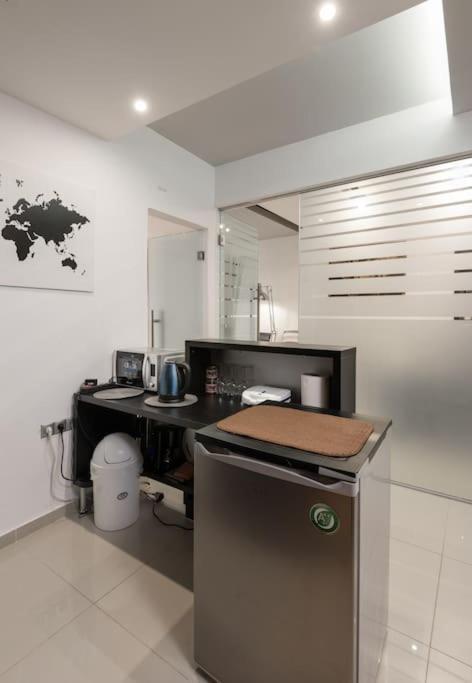 Modern Office Apartment.Wifi,2A/C,Luxury Fur/Tures Salonic Exterior foto